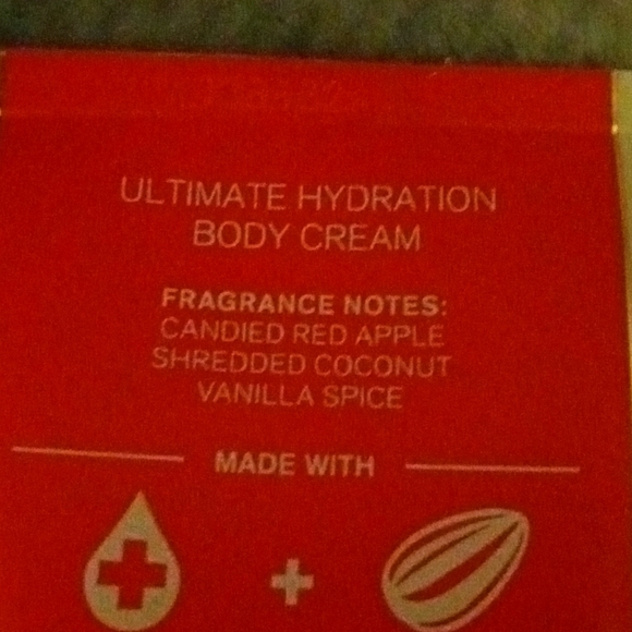 Lotion/Fragrance/Body Wash - Picture 2 of 3